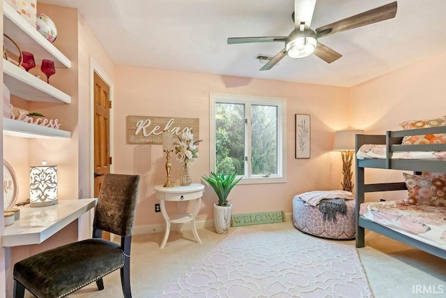 bedroom with ceiling fan