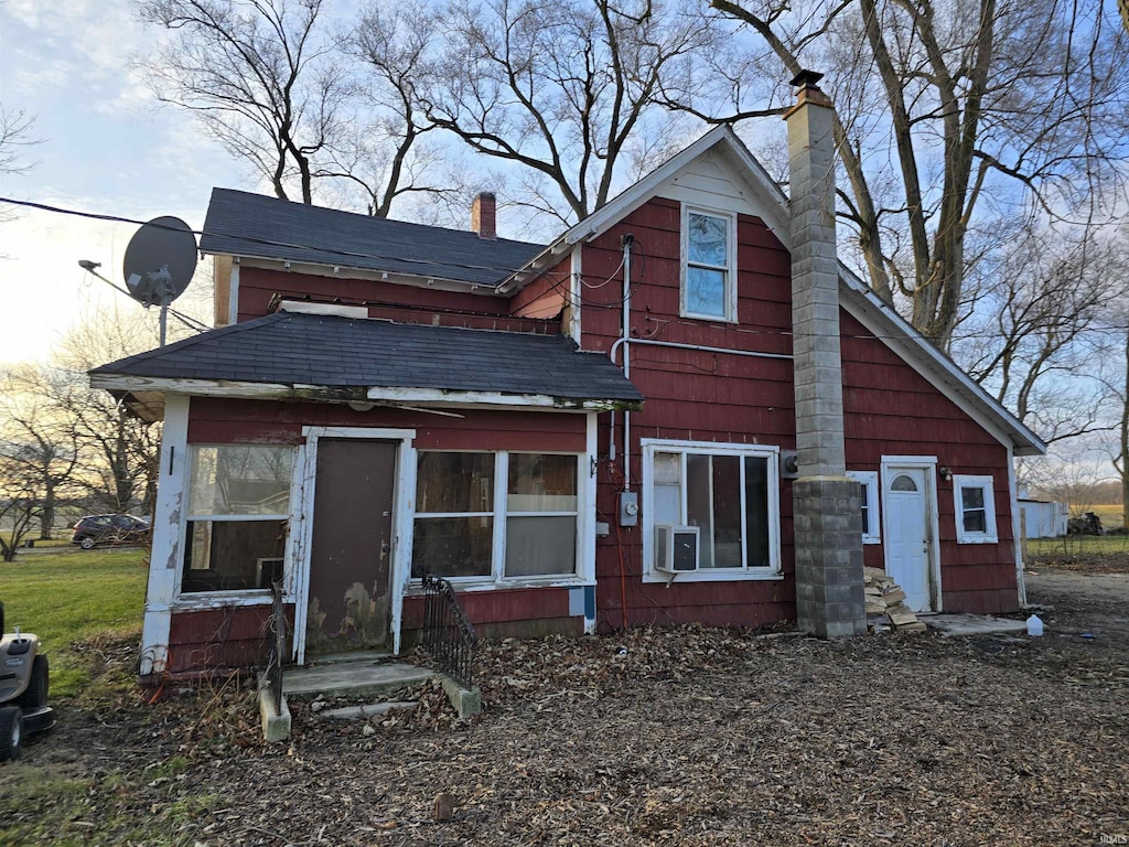 view of front of house