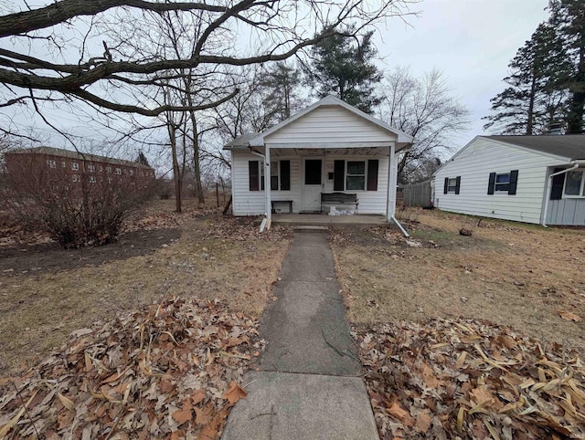 bungalow featuring covered porch