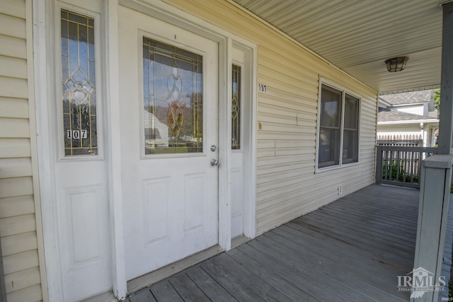 view of property entrance