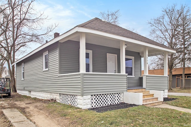 view of front facade with covered porch