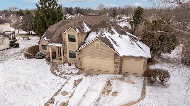 view of front property featuring a garage