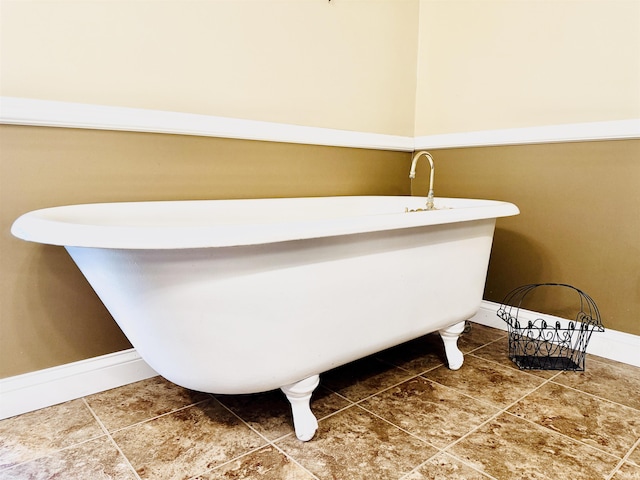 bathroom featuring a bathing tub