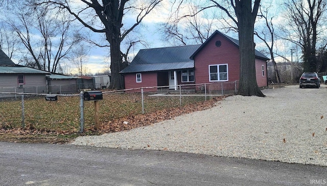 view of front of property