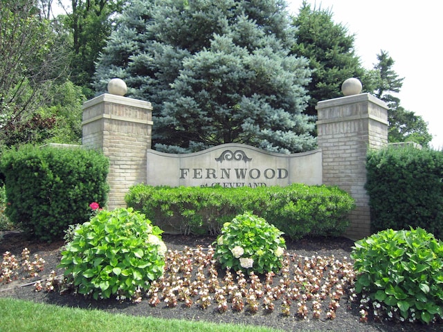 Listing photo 3 for 53040 Summer Breeze Dr Unit F, South Bend IN 46637