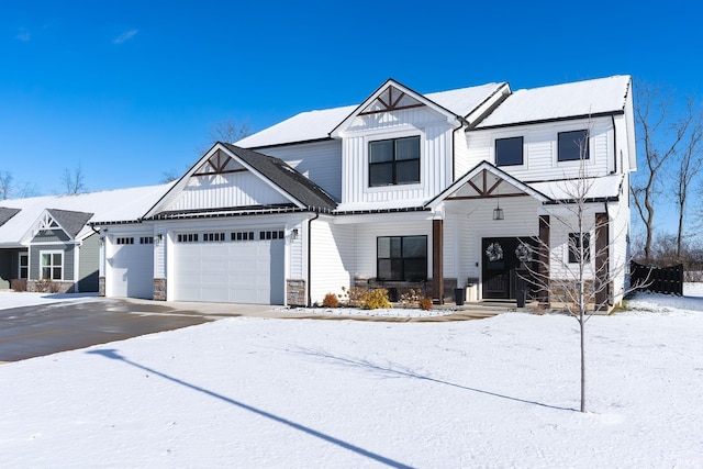 view of front of house with a garage