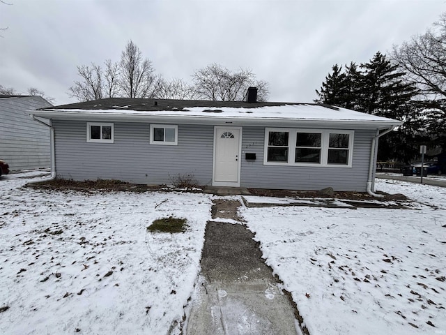 view of front of property