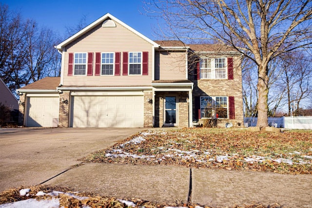 view of front property featuring a garage