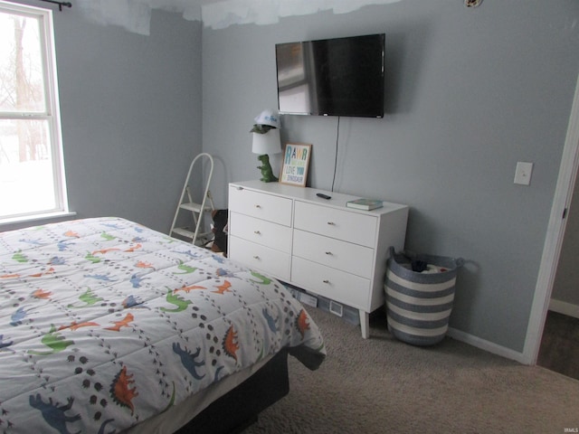 view of carpeted bedroom