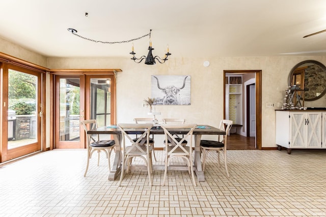 dining room with an inviting chandelier