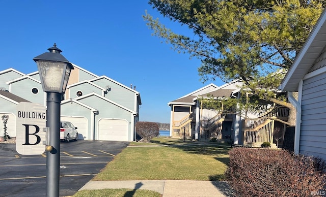 view of yard with a garage