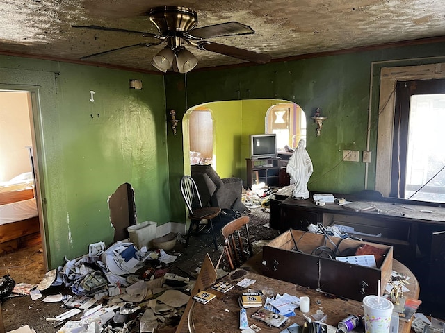 miscellaneous room featuring ceiling fan