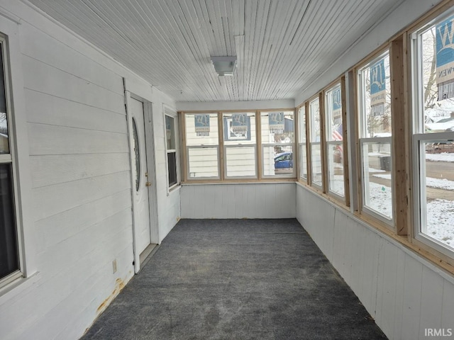 view of unfurnished sunroom