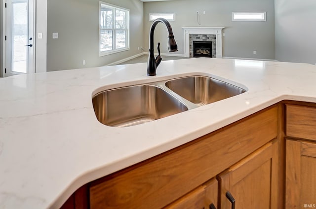 room details featuring sink