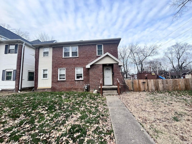 view of front of house with a front yard