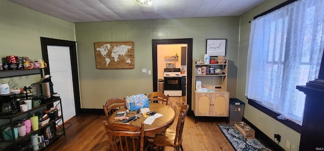 dining room featuring dark hardwood / wood-style flooring