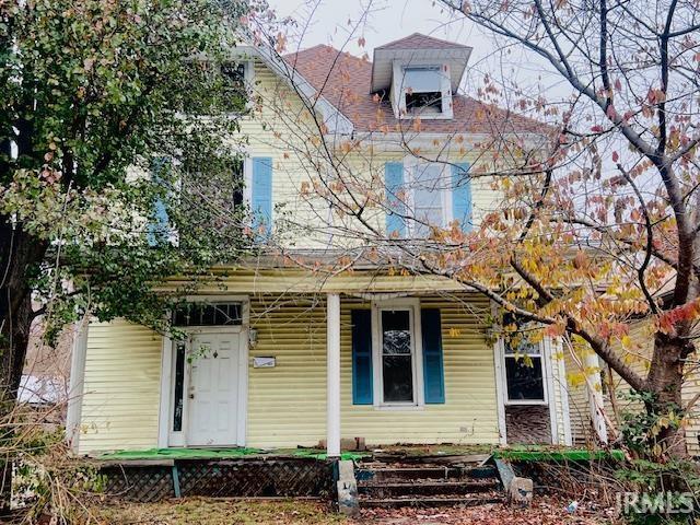 view of front of home with a porch