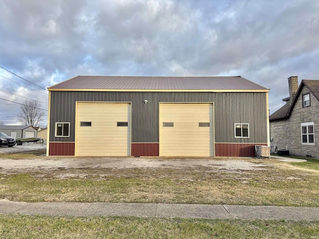 view of outdoor structure with a garage