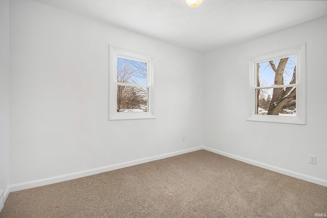 view of carpeted spare room