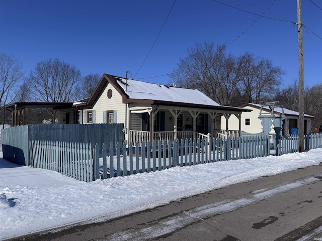 view of front of property with covered porch