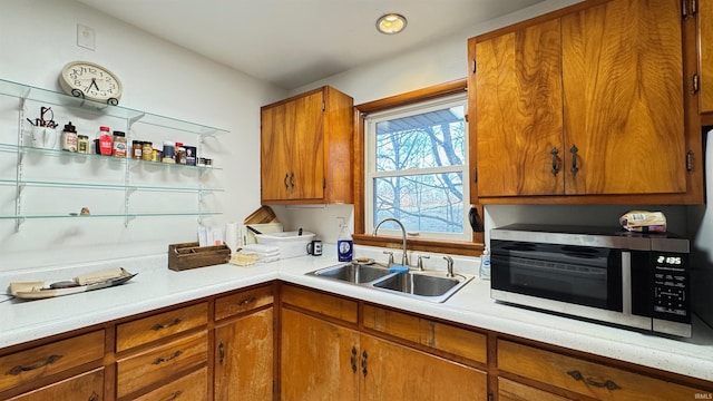 kitchen featuring sink