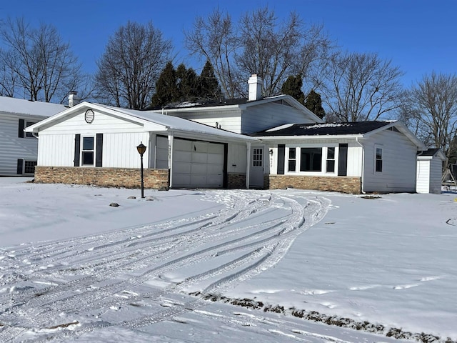 view of front of house featuring a garage