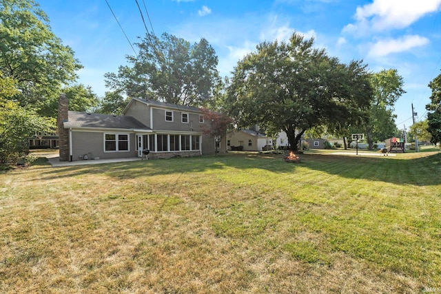 view of yard with a patio