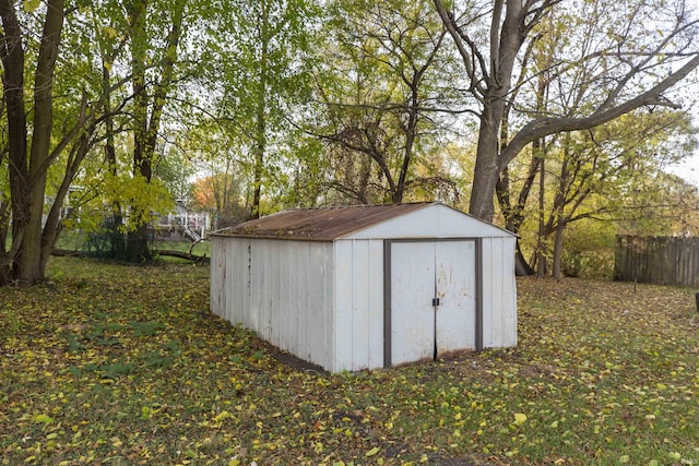 view of outbuilding