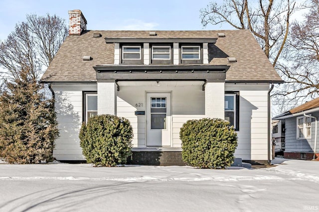 view of front of property with covered porch