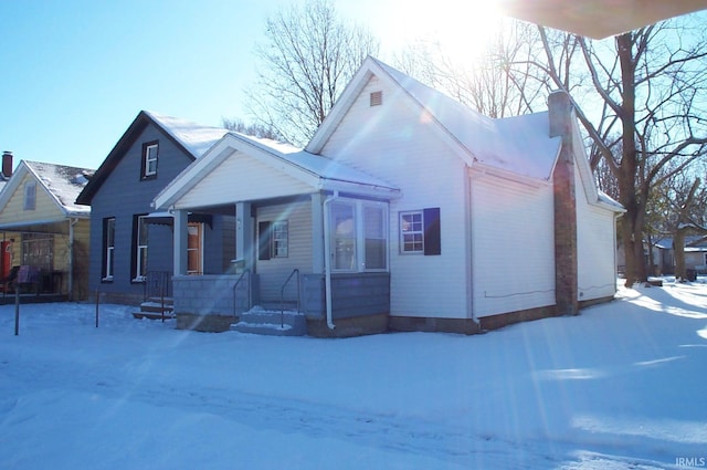 view of front of property with a porch