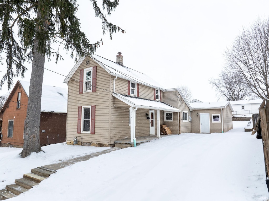 view of front property