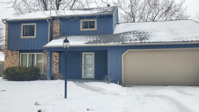 view of front of home featuring a garage