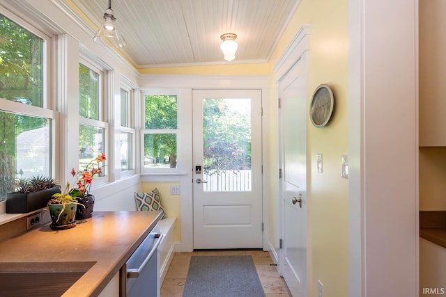 doorway featuring light tile patterned floors