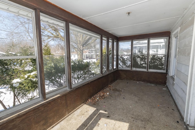 view of unfurnished sunroom