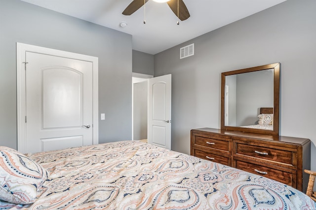 bedroom featuring ceiling fan