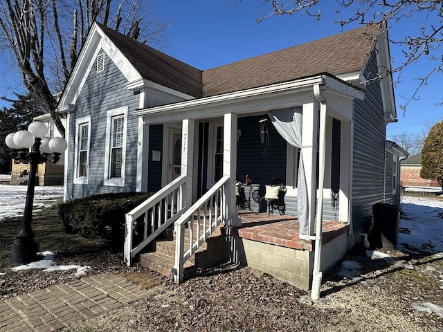 view of front of house