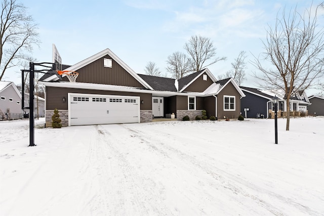 view of front of property featuring a garage