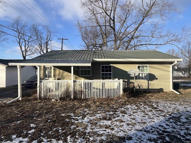 exterior space featuring covered porch