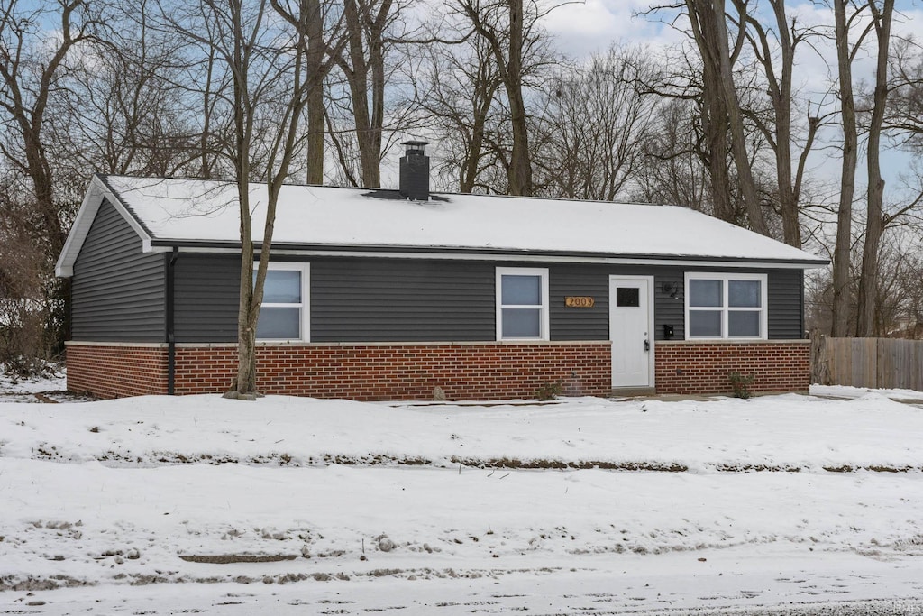 view of front of home