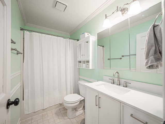 full bathroom with crown molding, shower / bathtub combination with curtain, vanity, and toilet