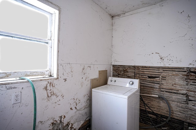 washroom featuring washer / dryer