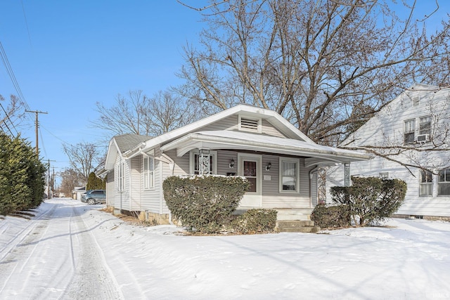 view of front of property with covered porch