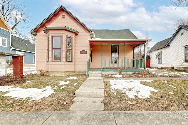 view of front of home featuring covered porch