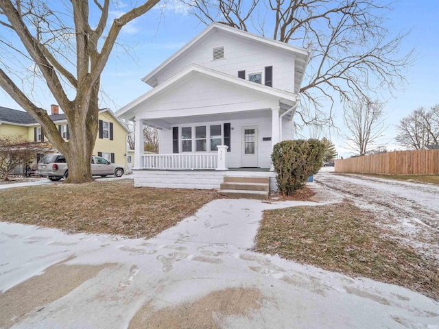 view of front facade with covered porch