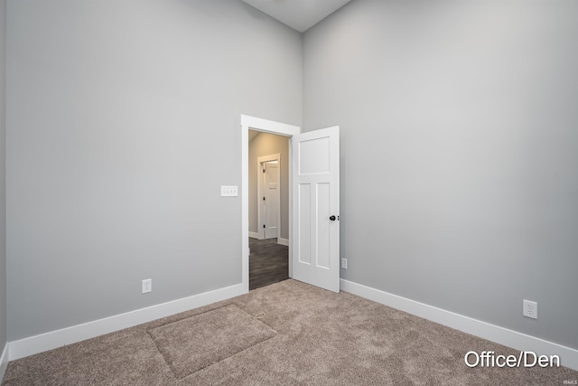 view of carpeted spare room