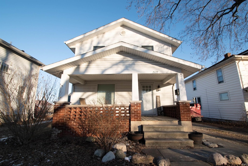 view of front of house with covered porch