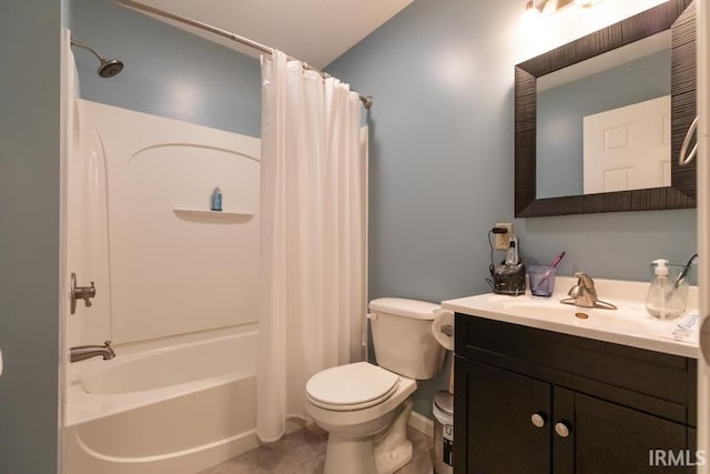 full bathroom with vanity, toilet, and shower / bath combo