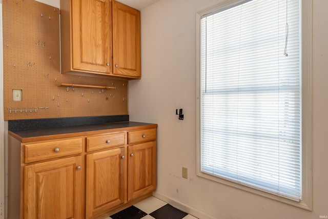 kitchen featuring tasteful backsplash