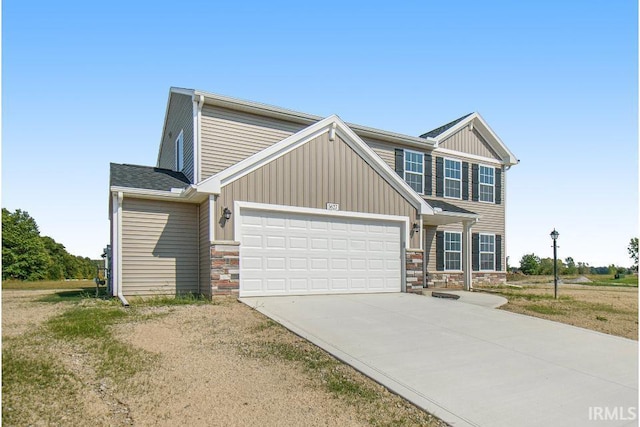 view of front facade with a garage