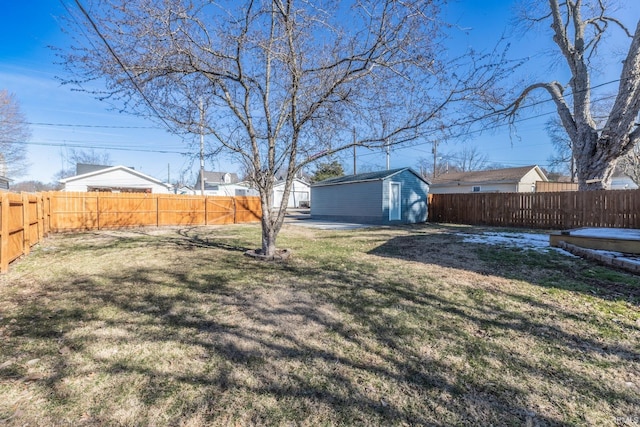 view of yard with a shed